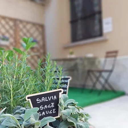 Ca' Zacinto Apartment *